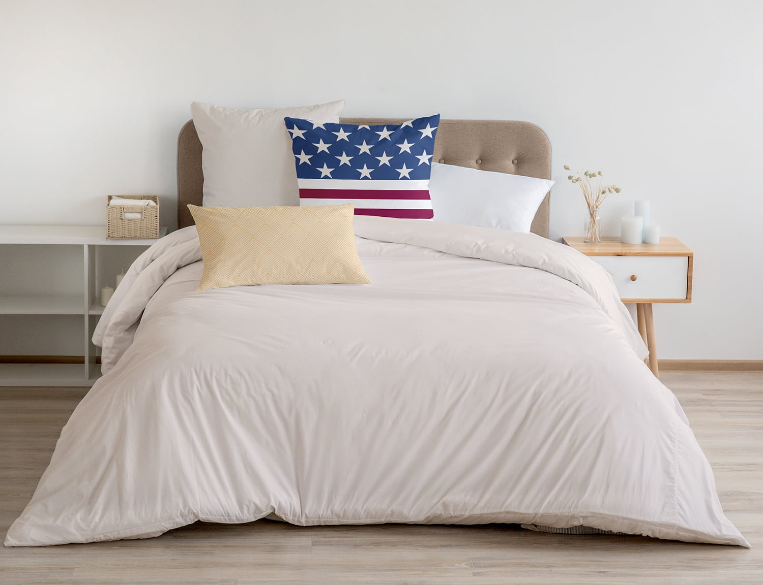 20" x 20" Simply Daisy USA Flag Poly Pillow with Zipper, Nautical Navy Qty 1