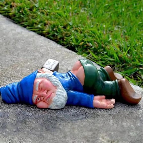 9.5 x 5.9 x 2.4 in. Drunk Gnome