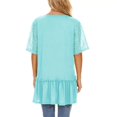 thumbnail image 3 of Tops fruncidos para mujer, cuello en V, costuras de encaje, dobladillo fruncido, manga corta, blusa informal para mujer para fiesta en la calle, oficina, azul M, 3 of 5