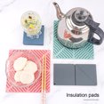 thumbnail image 4 of Yuarrent Paquete de 4 manteles individuales resistentes al calor posavasos para vajilla de cocina Mostrada Yuarrent HA062641-00B, 4 of 6