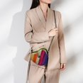 thumbnail image 4 of KURT GEIGER LONDON Bolso de hombro para mujer, cadena retro, mini bolso de mano con forma de corazón, bolso de mano de cuero sintético, bolso cruzado de moda Y2K, 4 of 5