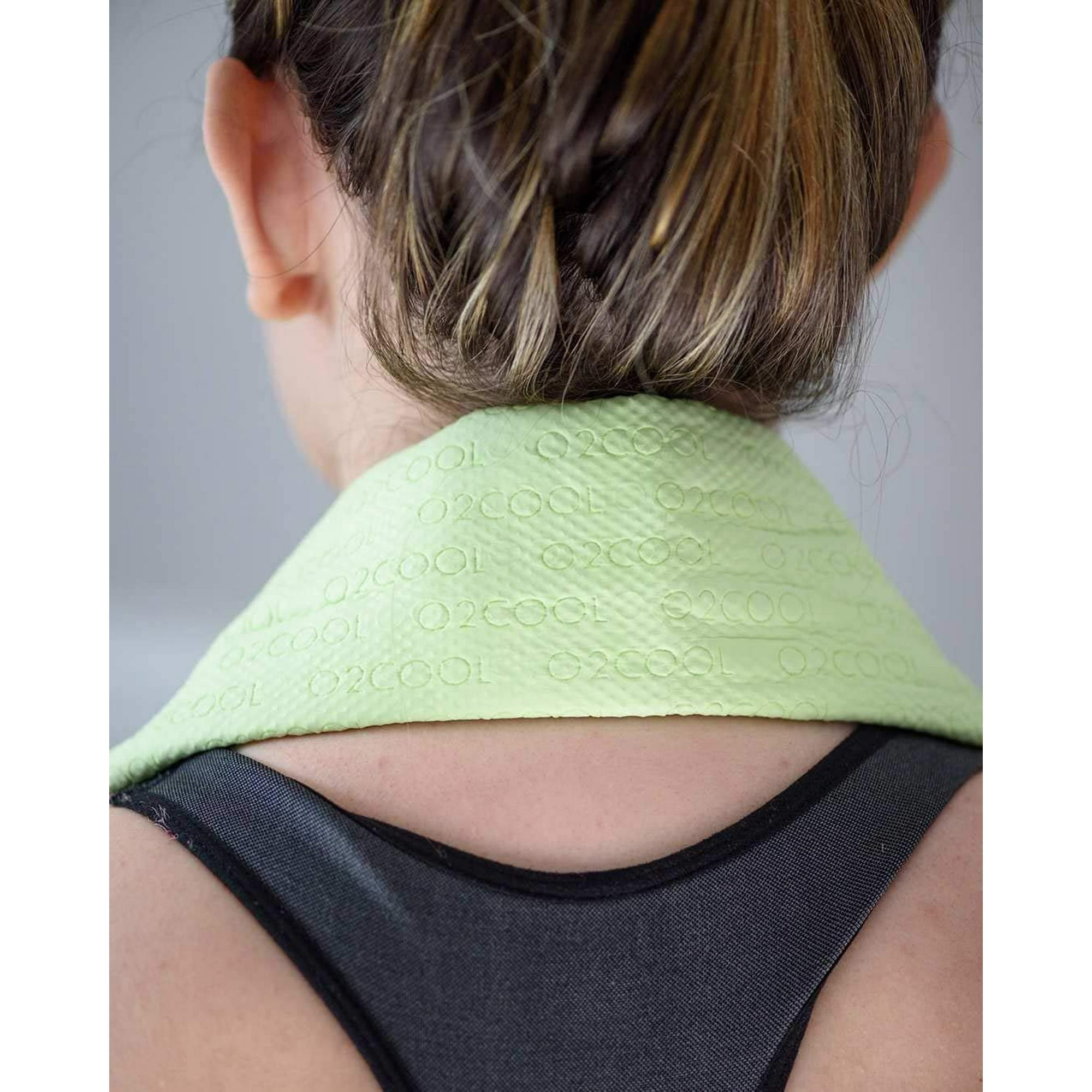 O2 Cool Arcticloth Reusable Sport Cooling Towel 13 x 33 Inch Green Gym Yoga Workout