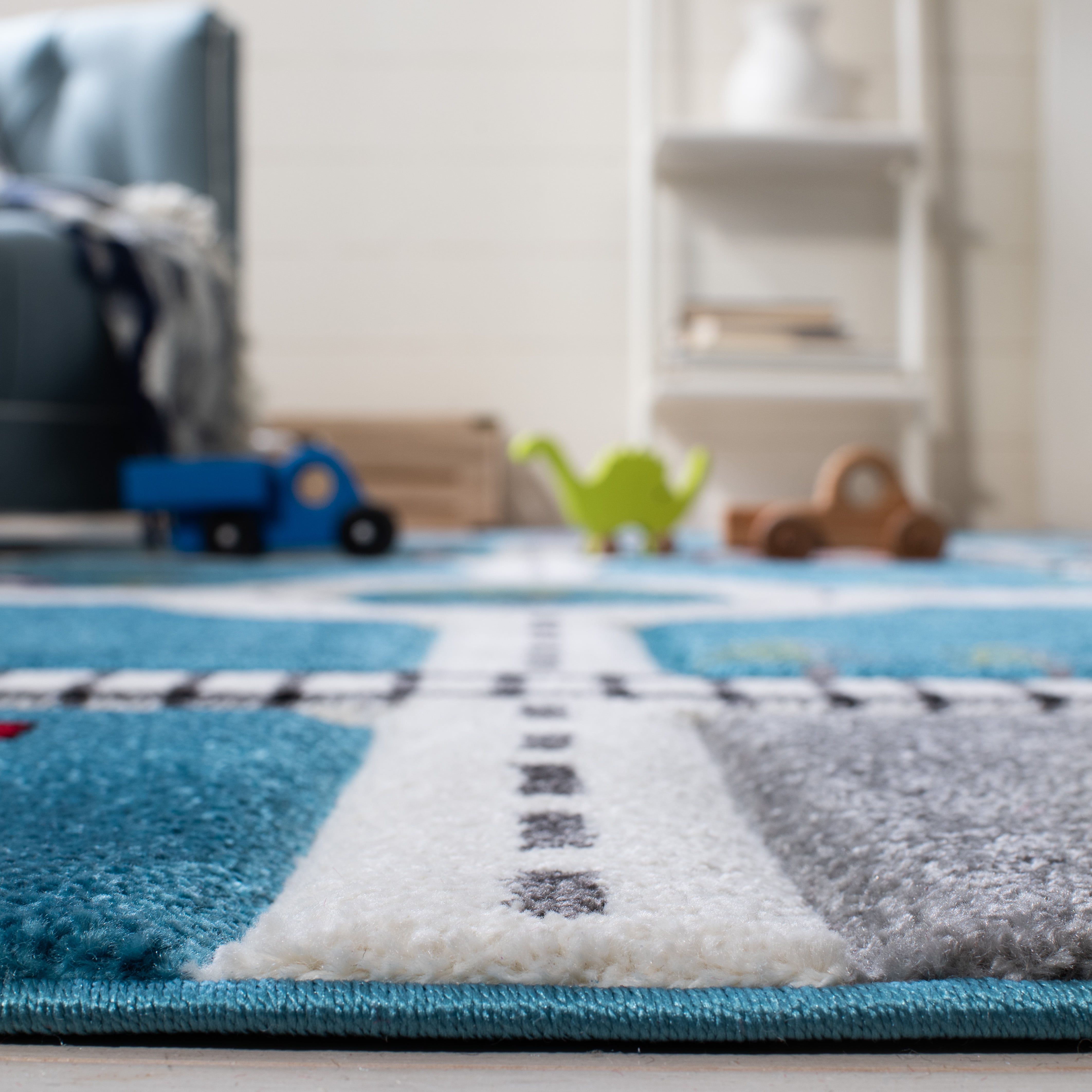 SAFAVIEH Carousel Kids Devan Train Track Area Rug, Turquoise/Ivory, 3' x 3' Square