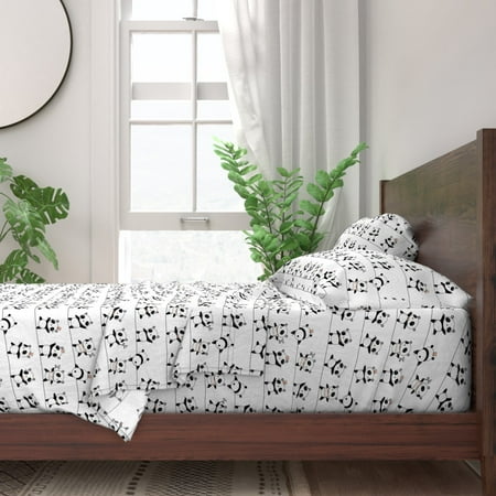 Panda Scandinavian Unisex White Minimal 100% Cotton Sateen Sheet Set by Roostery
