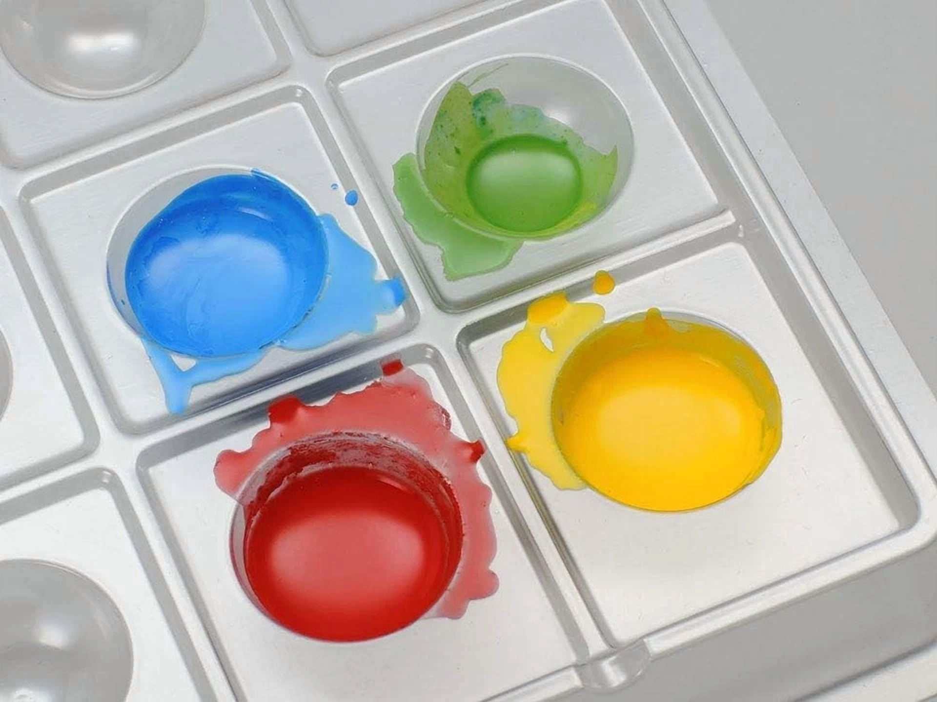 KNACK - Tamiya 87195 18 Colour Mixing Palette (5) Plastic, Model Making, Accessories