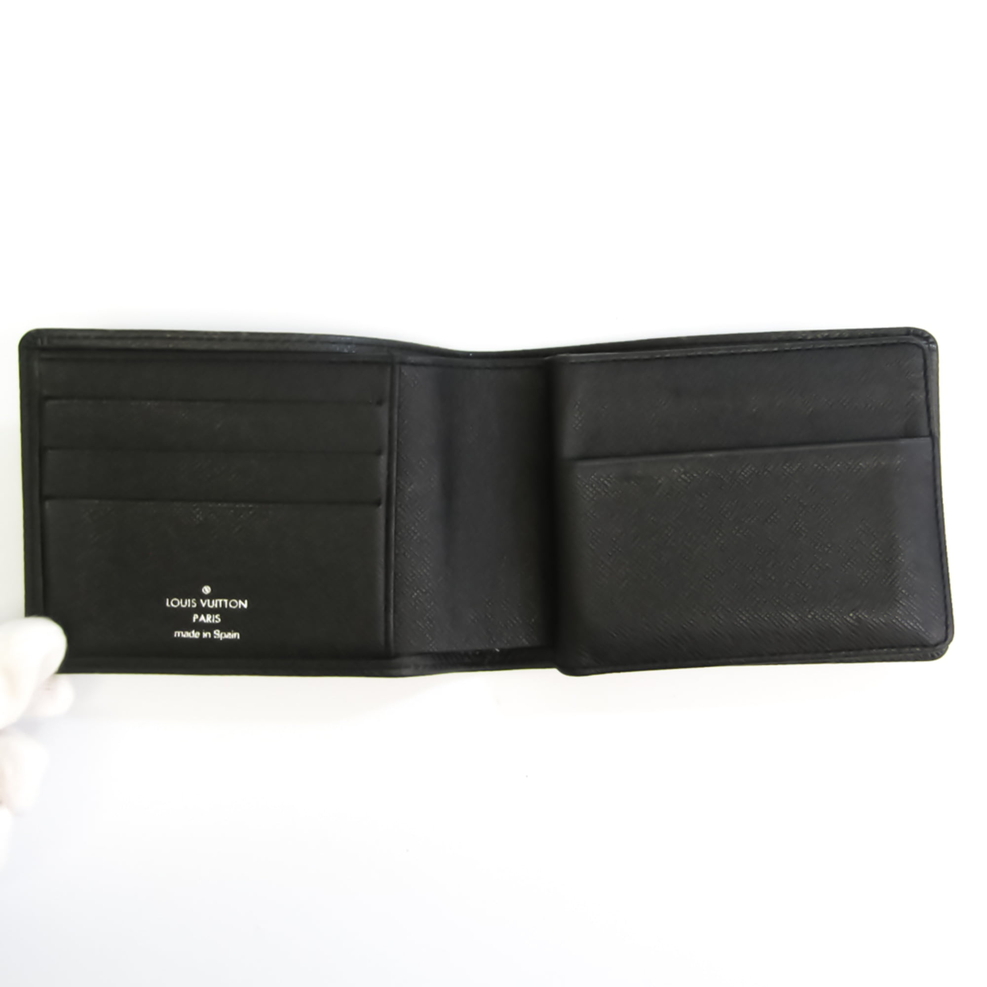 Authenticated Used Louis Vuitton Taiga Long Wallet M33404 Men's Taiga  Leather Long Bill Wallet (bi-fold) Ocean 