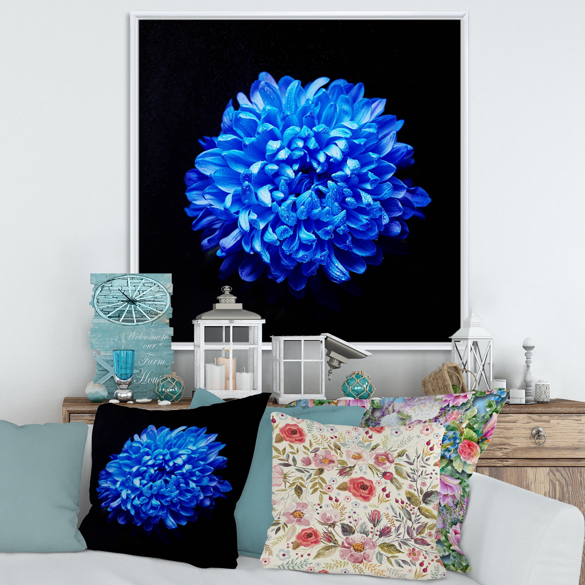 Designart 'Dew Drops on Blue Aster ' Traditional Framed Canvas Wall Art Print
