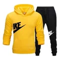 thumbnail image 3 of Nueva marca Otoño Invierno simplicidad moda sombrero de hombre ropa deportiva + pantalones de chándal Otoño Invierno conjunto de ropa deportiva sudaderas con capucha para hombre, 3 of 5
