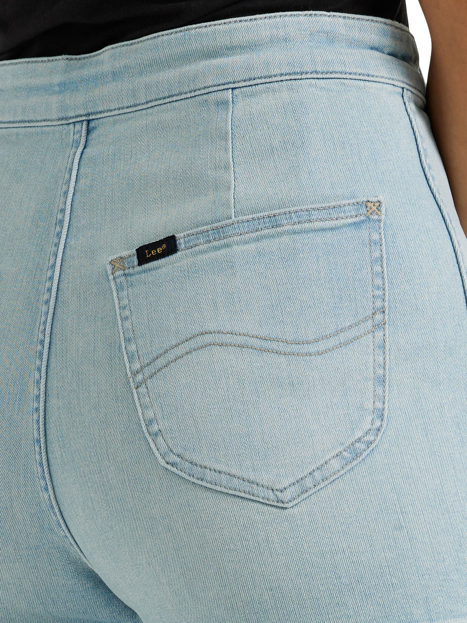 Lee® Women's Heritage High Rise Retro Short