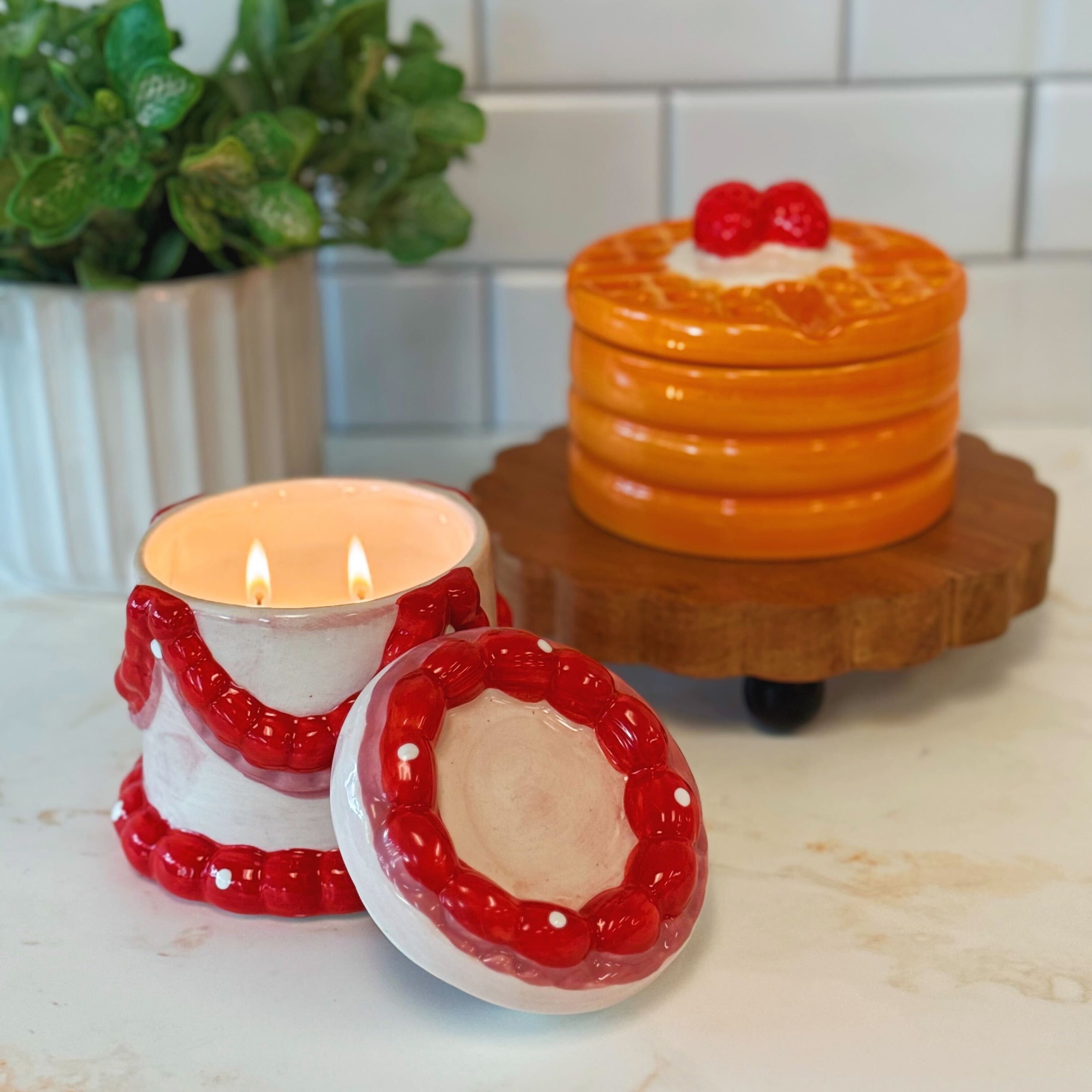 Mainstays 1-Wick Ceramic Waffle Scented Jar Candle, Maple Pumpkin Latte, 12 oz.