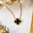 thumbnail image 3 of JeenMata Collar con Colgante de Flor Negra Bañado en Oro Amarillo, 3 of 7