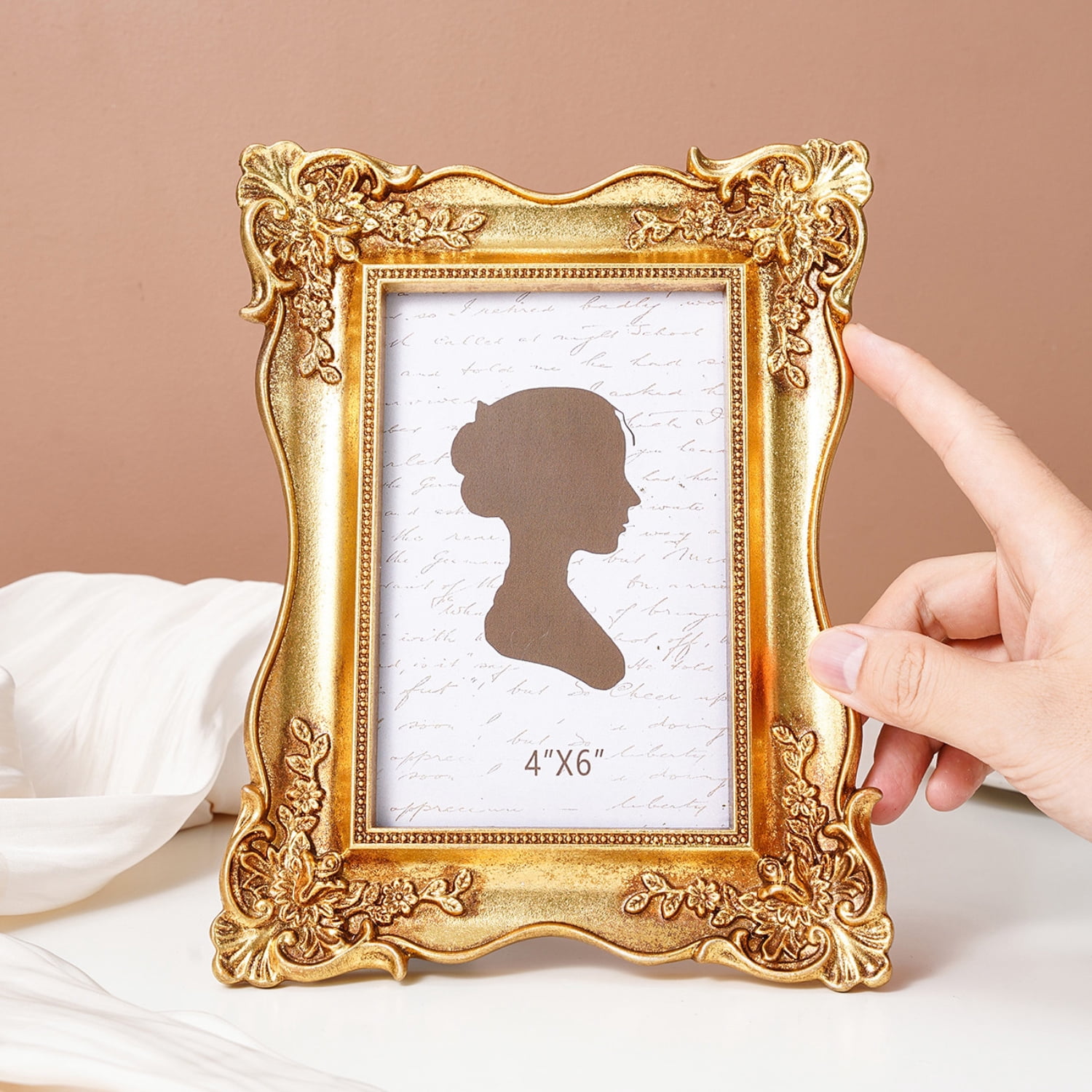 4x6in Vintage Ornate Picture Frame, French Rococo Style Resin Tabletop Photo Frame with Stand, Gold Relief Floral Design, Desktop Decor,Gold