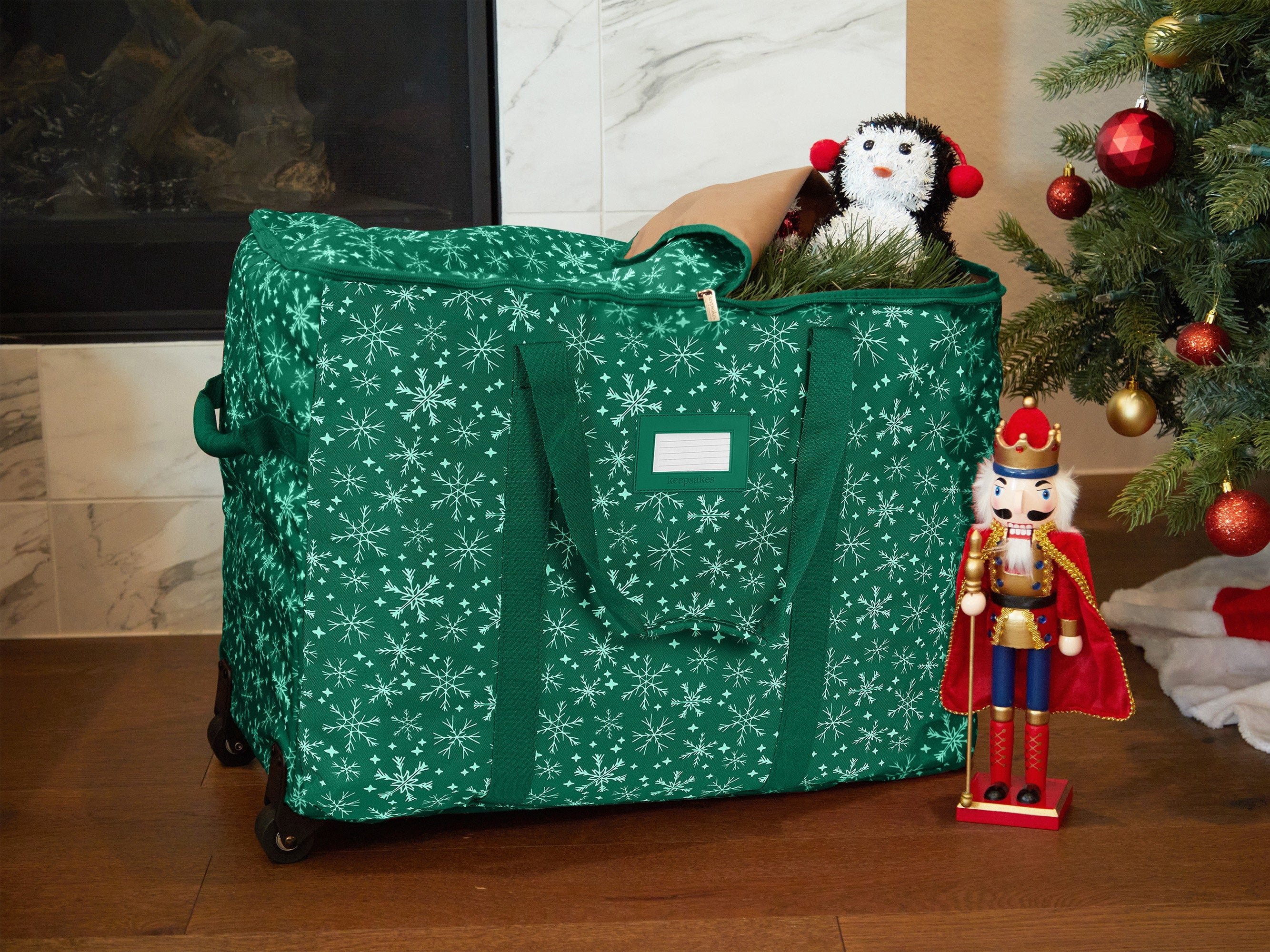 Covermates Keepsakes Rolling Treasurekeeper Storage Bag - Carrying Handles, ID Window, Dual Wheels - Holiday Storage, Green Snowflake