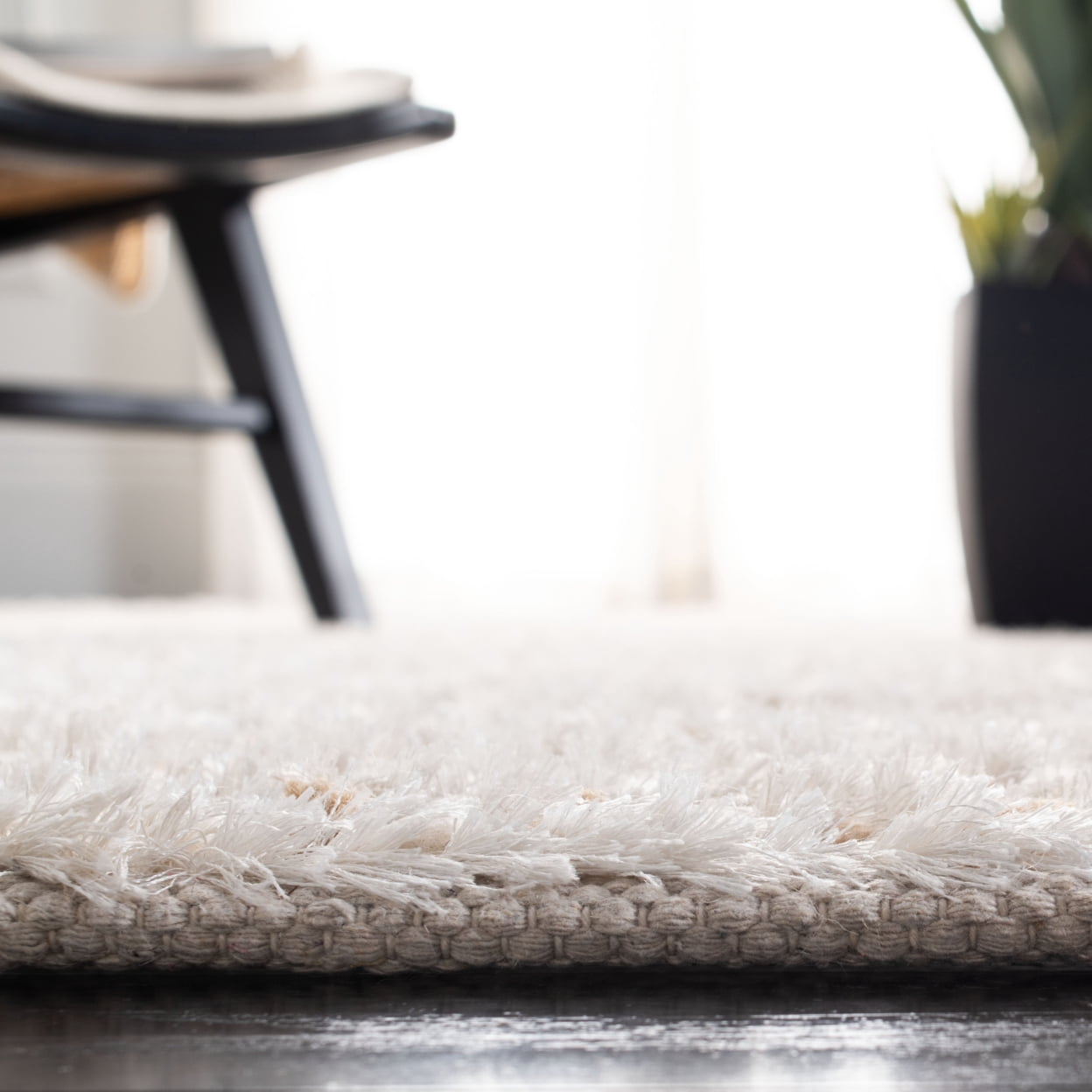 SAFAVIEH Constance Braided Plush Shag Runner Rug, White/Beige, 2'3" x 11'