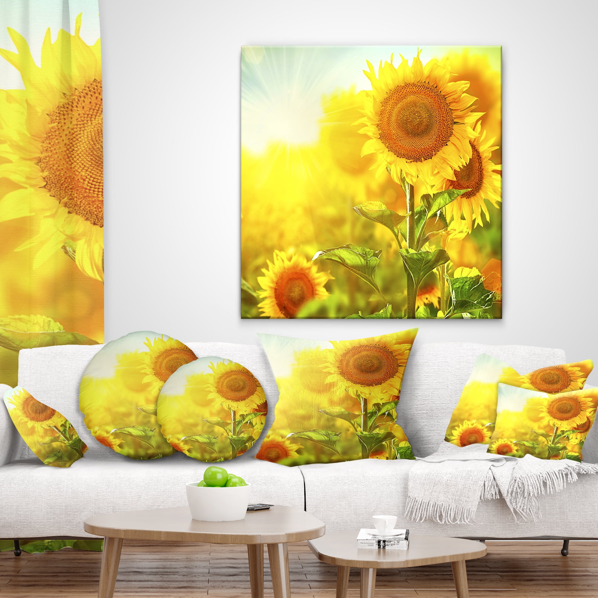 Designart Bright Sunflowers Blooming on Field - Animal Throw Pillow - 18x18