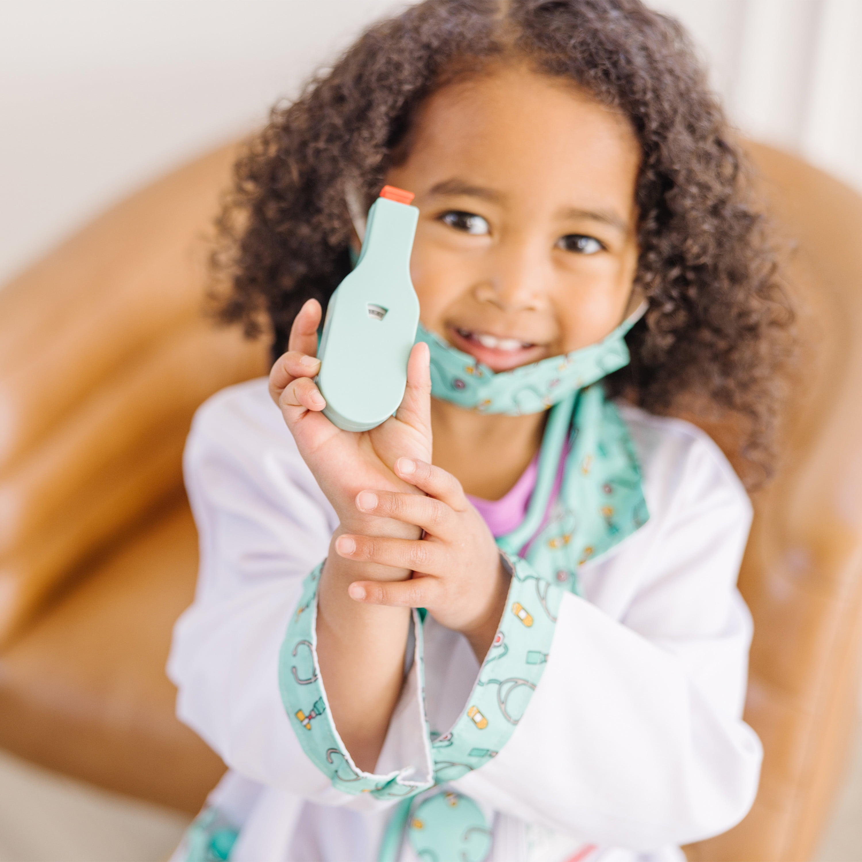 Melissa and doug sale doctor dress up