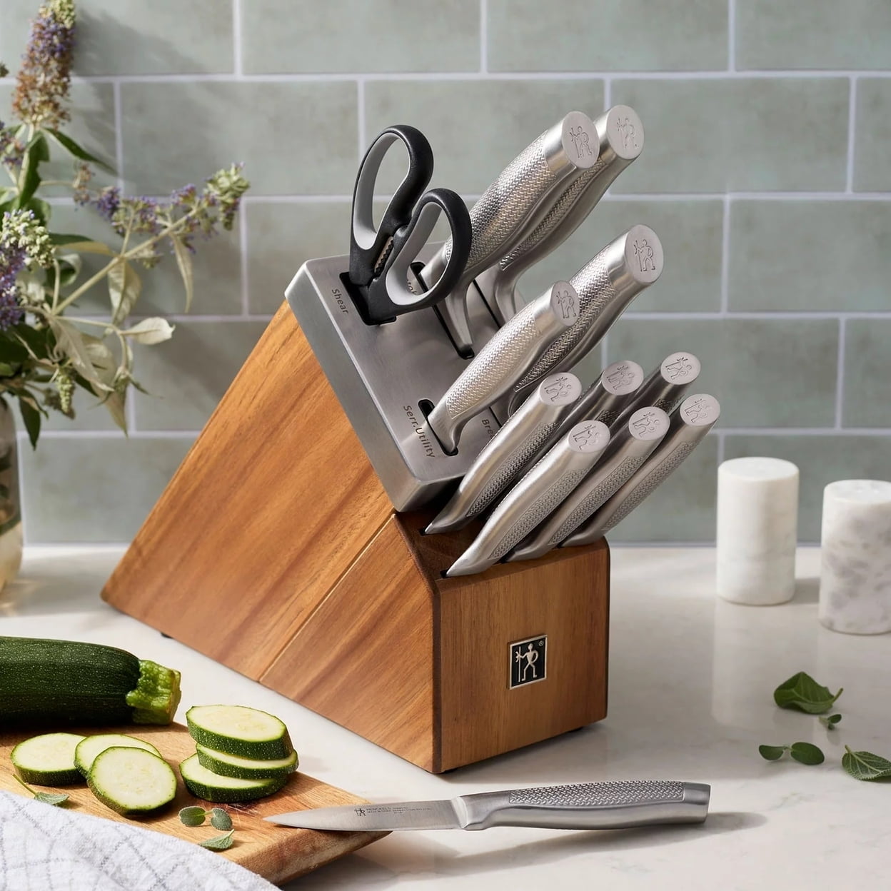 HENCKELS 13-Piece Self-Sharpening Knife Set, Acacia Block, Chef