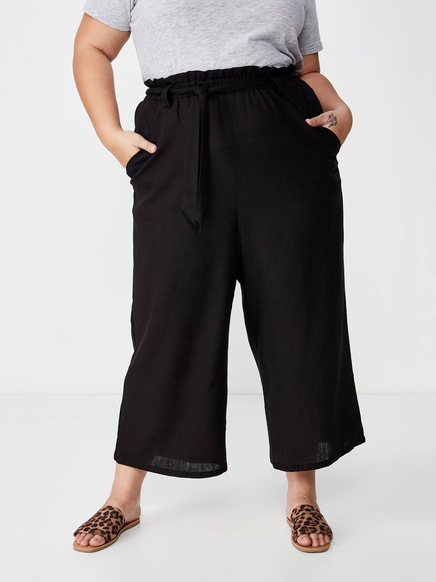 curve paperbag trousers