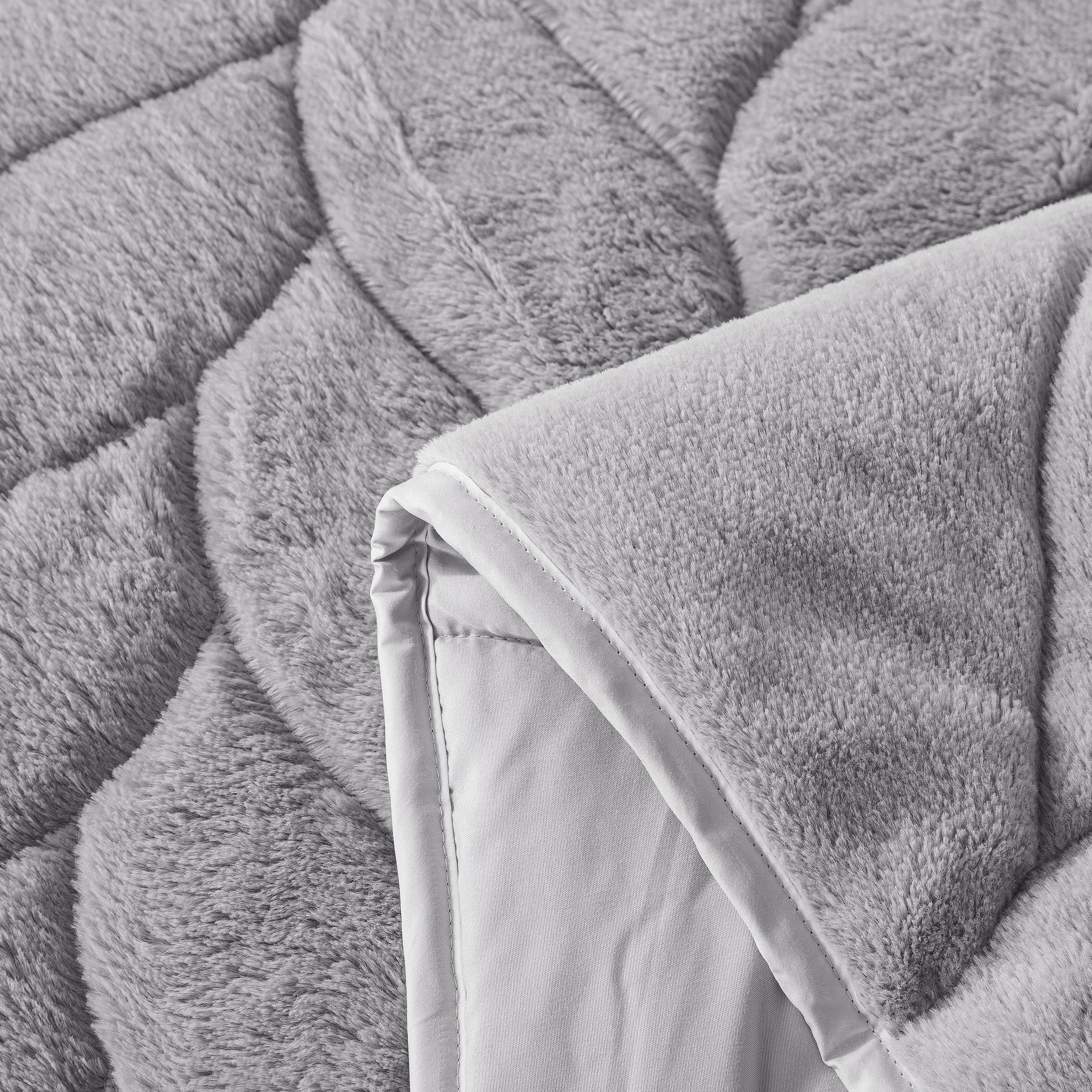Waverly Cozy Down Alternative Blanket - Twin