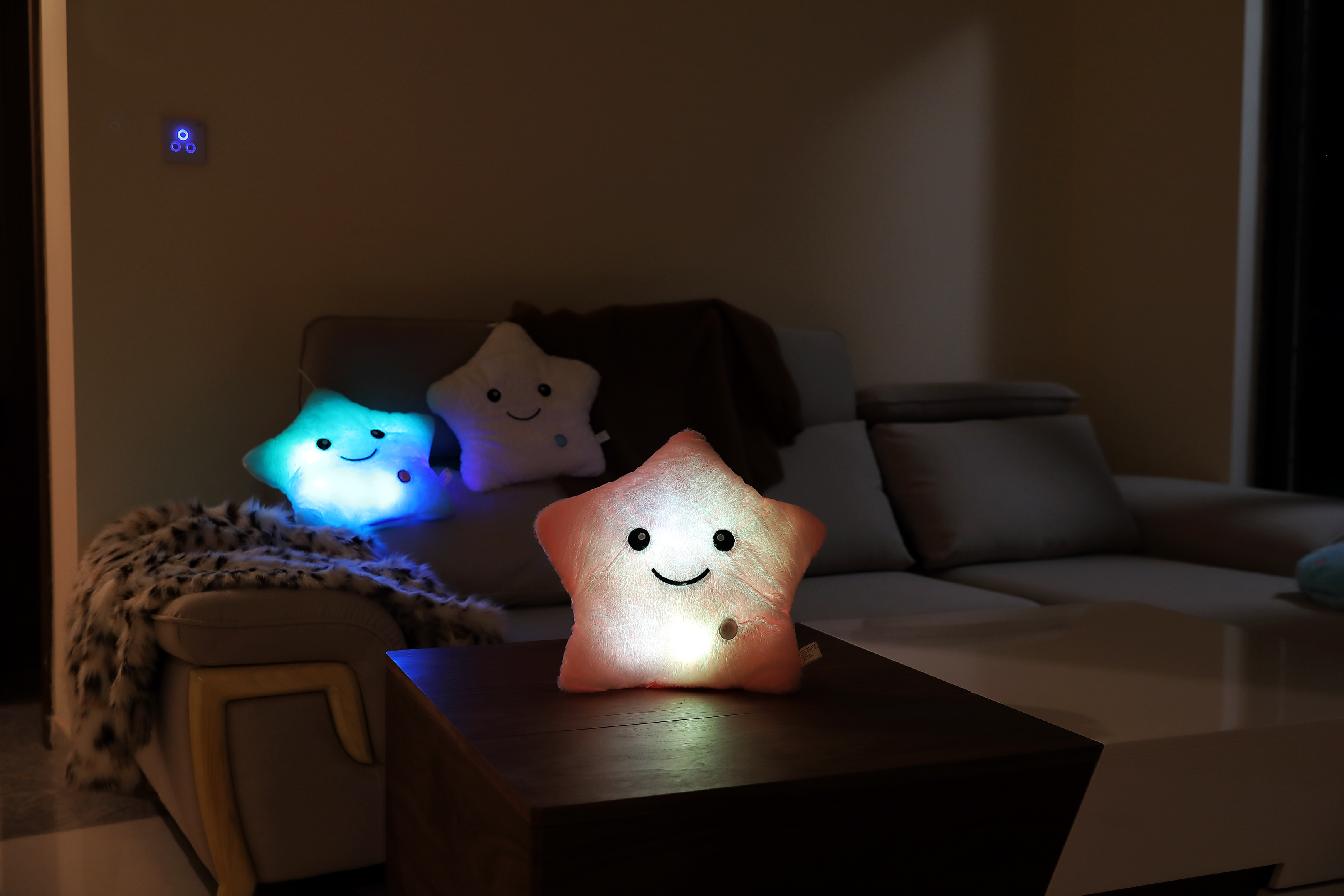 Unitron World Magical Lightning Cushion Love Star Shaped Glowing LED Pillow Changing Light Up Soft Cushion (UN-PL002STRBU)