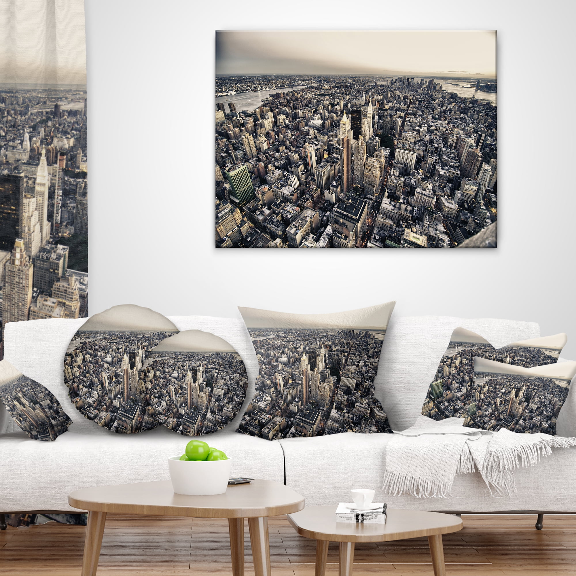 Designart Architecture and Colors of New York - Modern Cityscape Throw Pillow - 18x18