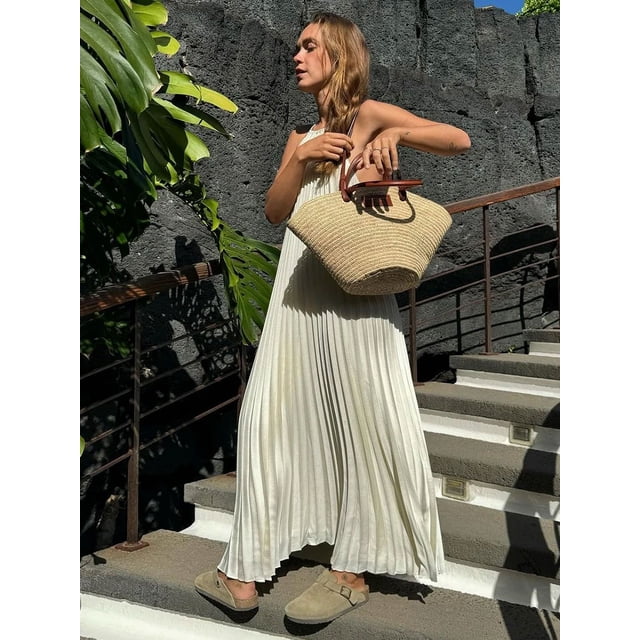 Robe Maxi Unie Plissée à Col Licou à Lacets Femme Aguichant Sans Manches Dos Nu Ample Longue Robe 2024 Nouvelle Dame Vacances Vestidos FJH