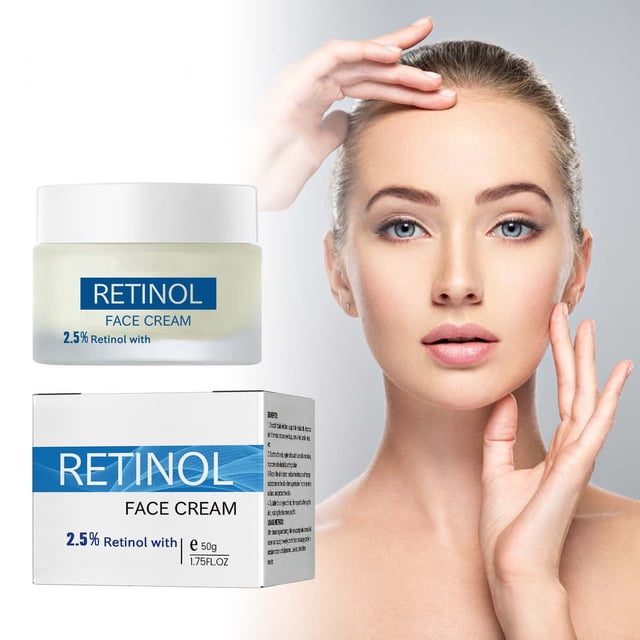 crema antiedad con retinol 50 g | reduce manchas y líneas de expresión | reafirma el rostro | hidrata y rejuvenece — tarro blanco etiquetado “RETINOL” y caja a juego (50 g) junto a rostro femenino frontal tocando la frente; producto para cuidado facial y aplicación en zonas con líneas de expresión y manchas; también suele usarse para una rutina nocturna de renovación facial.