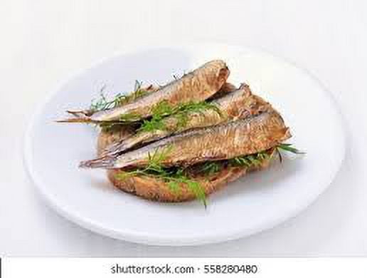 Fish Meister - Smoked GOLDEN HERRING in Oil 300g/7.40oz | Kosher Product, Non GMO, BPA Free, Keto Friendly | Rich in Omega-3 Fatty Acid, Vitamins and Minerals| Wild Caught (Pack of 2)