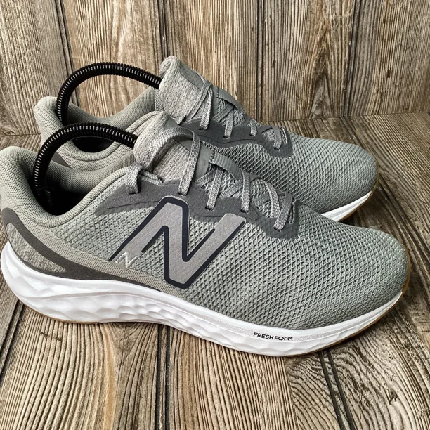 New Balance Mens FF Arishi V4 MARISEG4 Gray Running Shoes Sneakers Size 7 4E