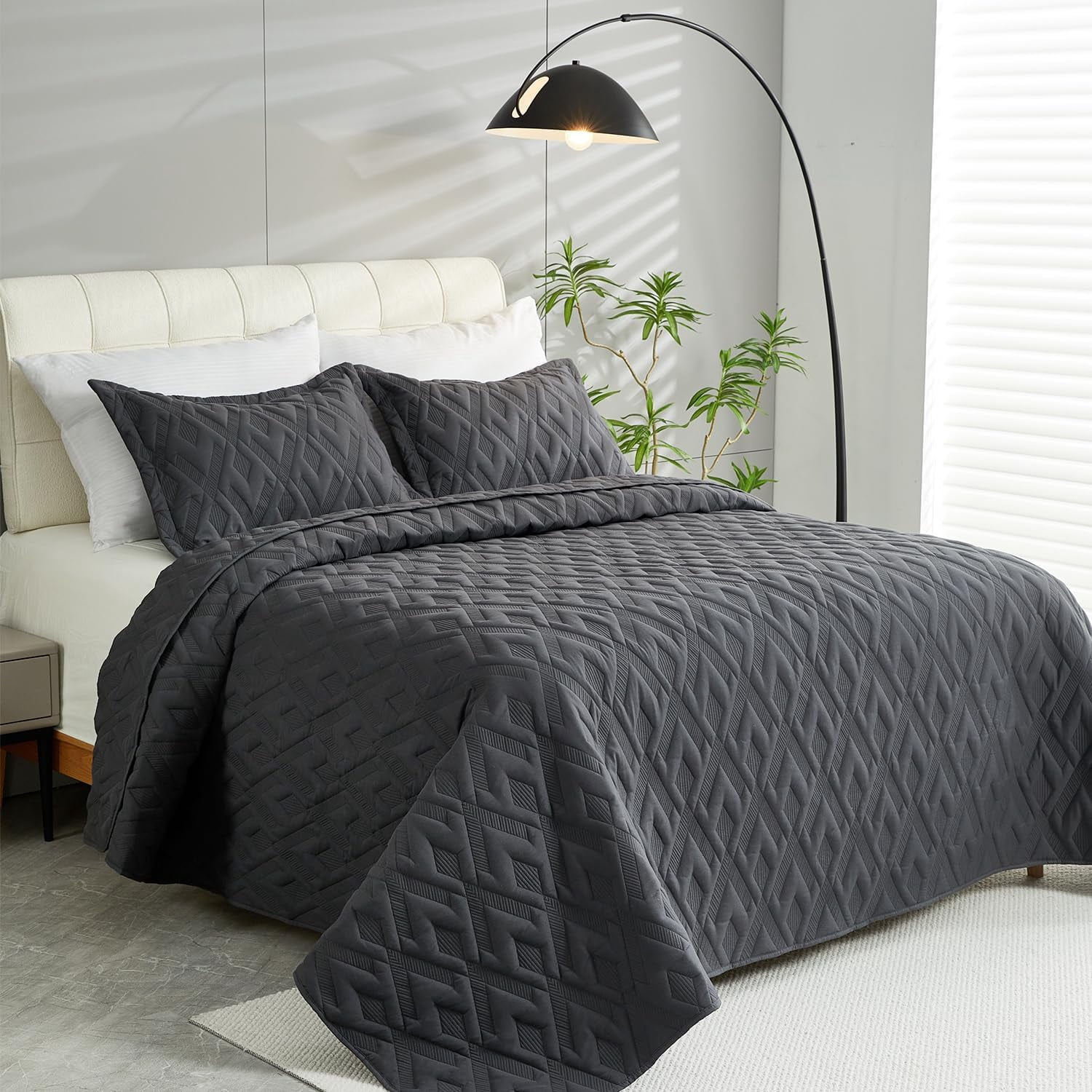 Evenhug 3 Piece King Size Quilt Set Gray Geometric Bedspread for All Seasons