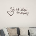 thumbnail image 2 of Adhesivos de pared con cita inspiradora «Nunca dejes de soñar», 2 of 4