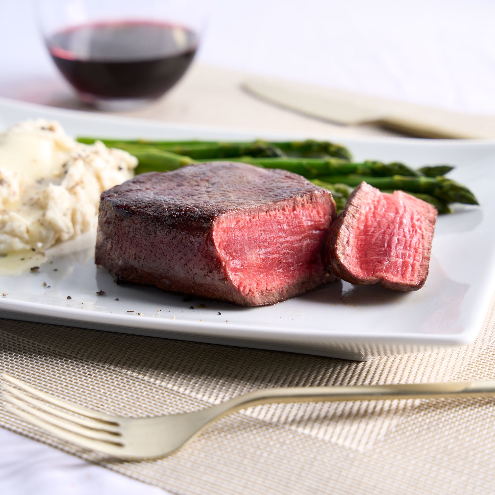Filet Mignon Steak, Choice Angus Beef, 1 Steak per Tray, Fresh, 0.45 - 0.75 lb