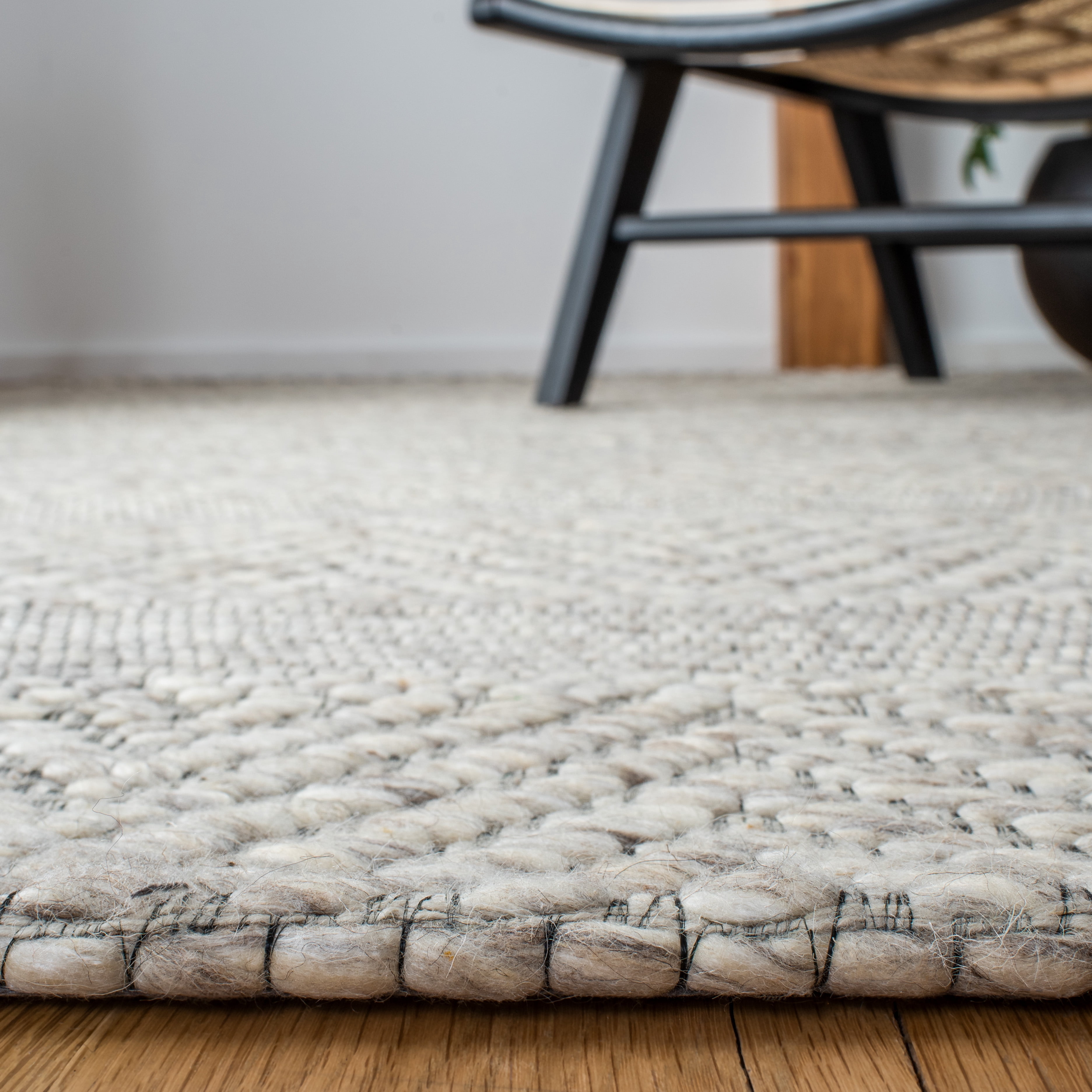 SAFAVIEH Marbella Keeleigh Diamond Area Rug, Beige/Light Grey, 10' x 14'