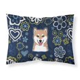 thumbnail image 1 of Funda De Almohada Estándar De Tela Shiba Inu Con Flores Azules, 1 of 2