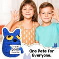 thumbnail image 4 of Gato de ganchillo azul hecho a mano AiCase para los fanáticos de Pete the Cat, 4 of 9