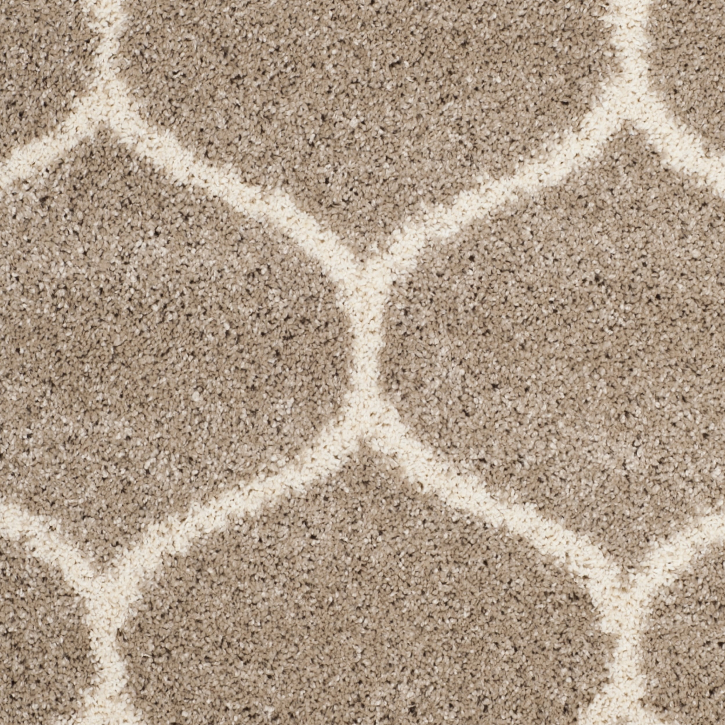 SAFAVIEH Hudson Arline Geometric Shag Area Rug, Beige/Ivory, 5' x 5' Square