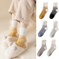 thumbnail image 2 of Calcetines gruesos de invierno para mujer, pantuflas de terciopelo borroso, Kawaii, contraste de Color, gradiente, patrón de cielo estrellado, esponjoso, para dormir, Stock, 2 of 5