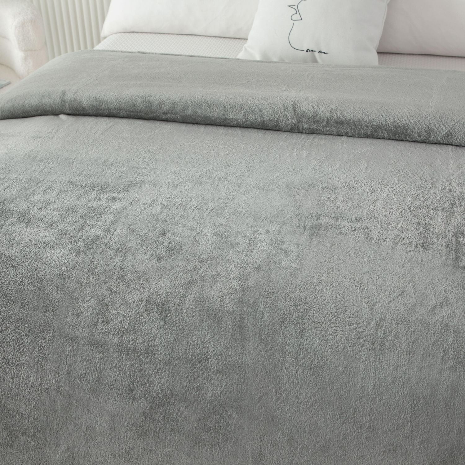 Mainstays Plush Blanket Gray T, Size: Twin - King