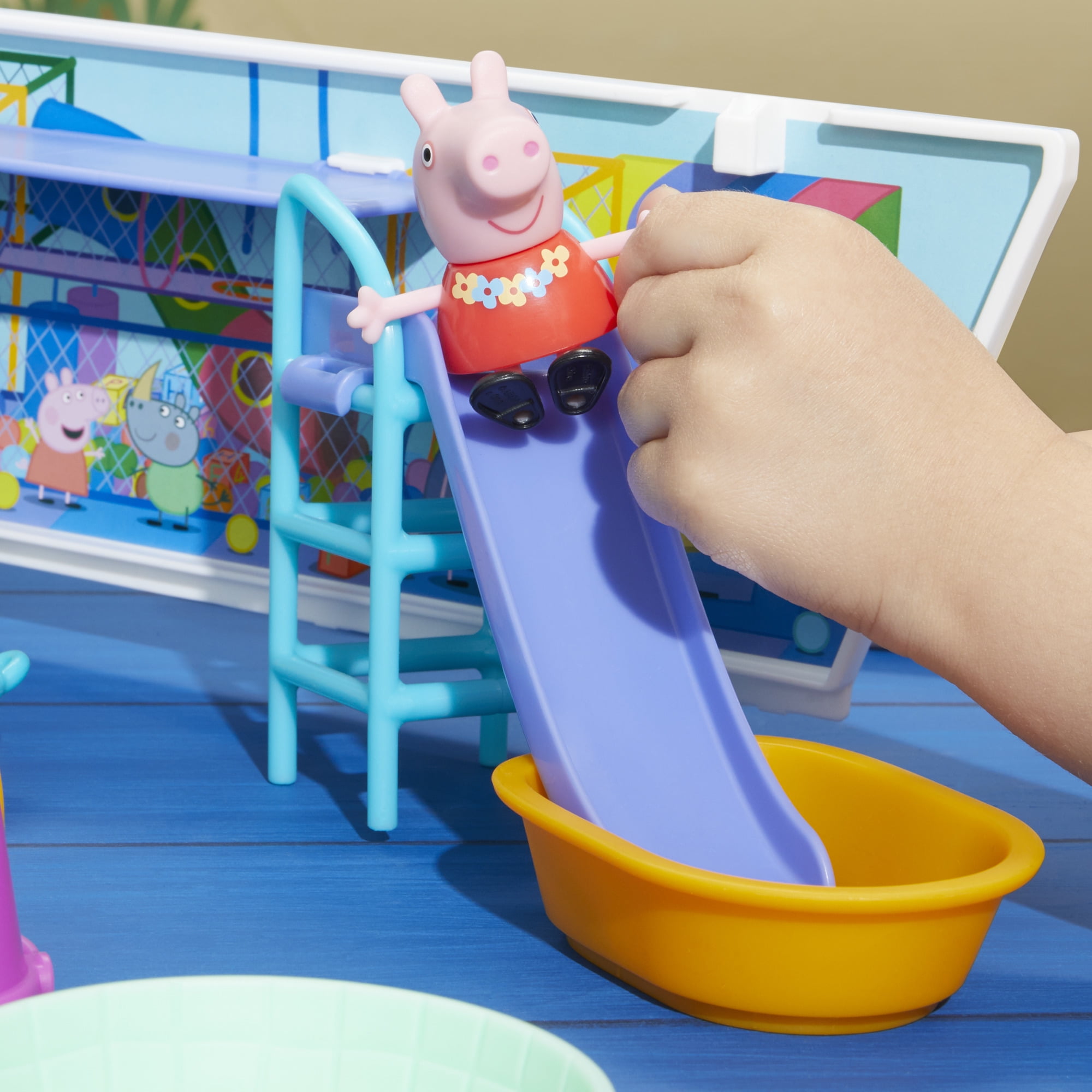 Peppa Pig's Cruise Ship, Playset with 17 Pieces, Preschool Toys