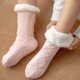 thumbnail image 3 of 1 par de calcetines de suelo elásticos, gruesos, de media pantorrilla, antideslizantes, de silicona, suaves y abrigados, cómodos, térmicos, para invierno, para mujer, para dormir en casa, color rosa, 3 of 8