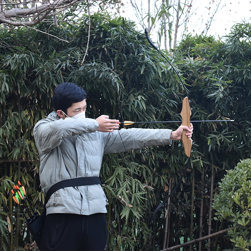 Outdoor Recurve Bow and Arrow Set 40 Pounds Adult Professional Hunting Bow and Arrow Shooting Practice Arrow Set Accessories