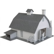 Walthers Trainline HO Scale Building/Structure Old Country Farm Barn White/Gray