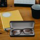 thumbnail image 2 of Estuche para gafas con diseño de diamantes, estuche para gafas, caja para gafas, estuche rígido para gafas, estuche para gafas de sol, organizador para gafas, 2 of 8