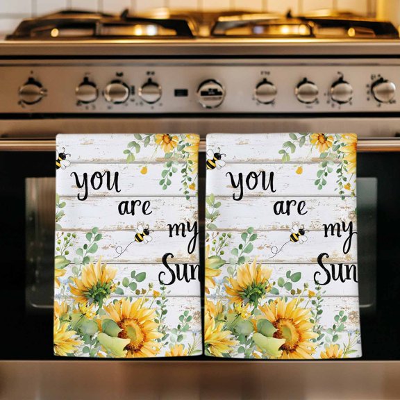 Summer Sunflower Kitchen Towels Set of 4, Vintage Floral Botanical Bee Retro Absorbent Dish Towels for Kitchen, Microfiber Hand Towel, Quick Drying Tea Towel for Cleaning Decorative Dishcloths