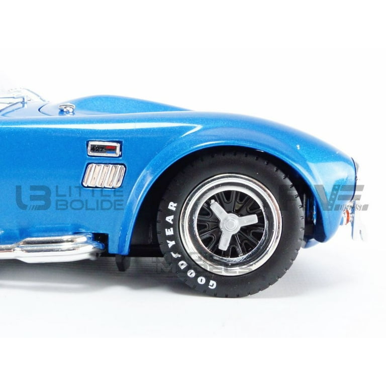ミニカー shelbe cobra 1/18 Amazon.com: Shelby Cobra 427 S/C Sapphire Blue Metallic with