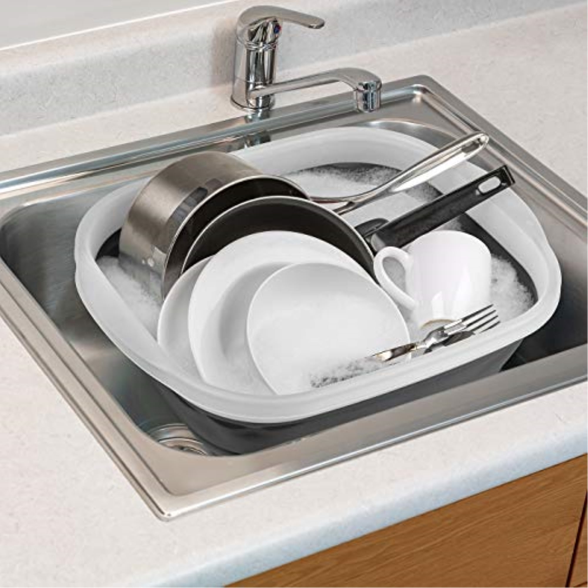 KITCHEN SUPPLIES RV