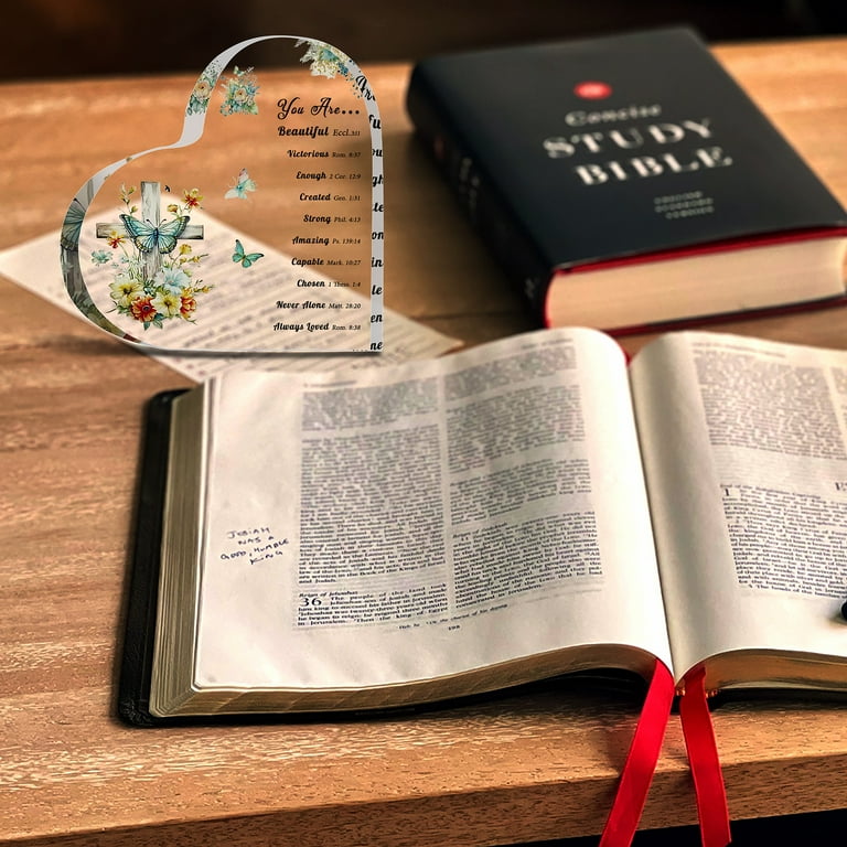Christian Gifts Inspirational Gifts for Women Bible Gifts for Mom Bible Verses Prayers Religious Gifts Acrylic Heart Shaped Keepsake for Best Friend