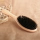 thumbnail image 3 of Cepillo de pelo de cerdas de jabalí natural Cepillo de pelo de paleta de madera Cepillo de pelo Romacci  Cepillo, 3 of 7