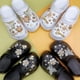 thumbnail image 4 of Adecuado para accesorios de zapatos con agujeros, hebilla de zapato de bricolaje, cadena de metal estilo Chanel de camelia, decoración de zapatos de traje, 4 of 5
