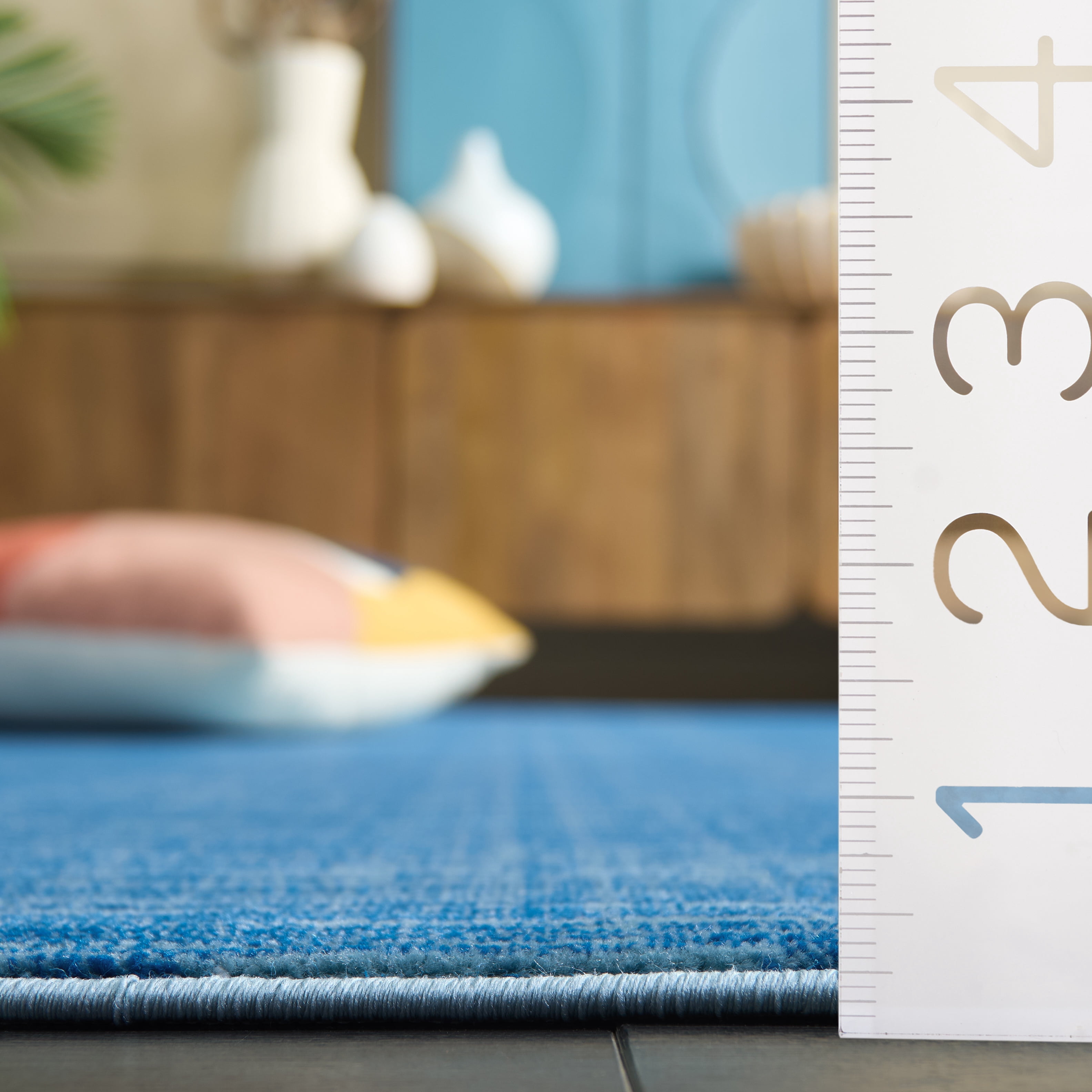 SAFAVIEH Vision Adrasteia Overdyed Solid Runner, 2'2" x 8', Blue - Modern Design, Blue, Non-Shedding & Easy Cleaning, Ideal for Living Room, Bedroom, Dining Space, Entryway, Hallway, Kitchen